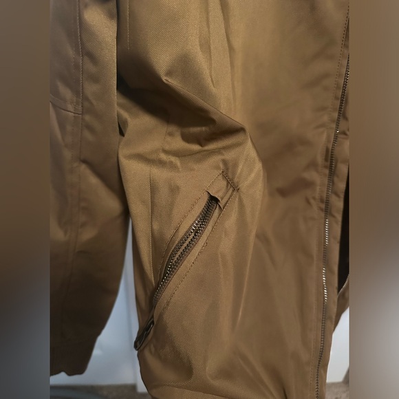 Jacket - Picture 2 of 7